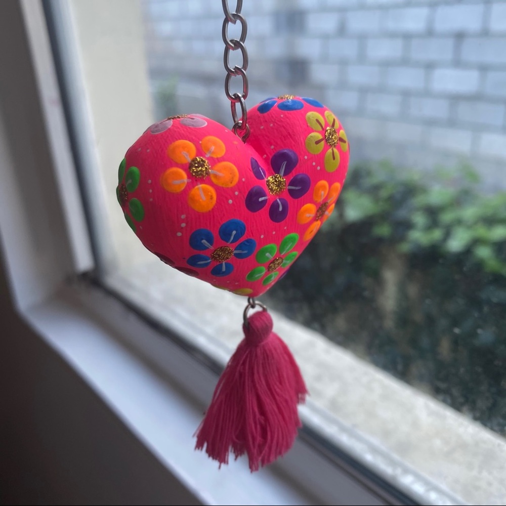 100% NEW & HANDMADE Colorful Wood Heart Keychain